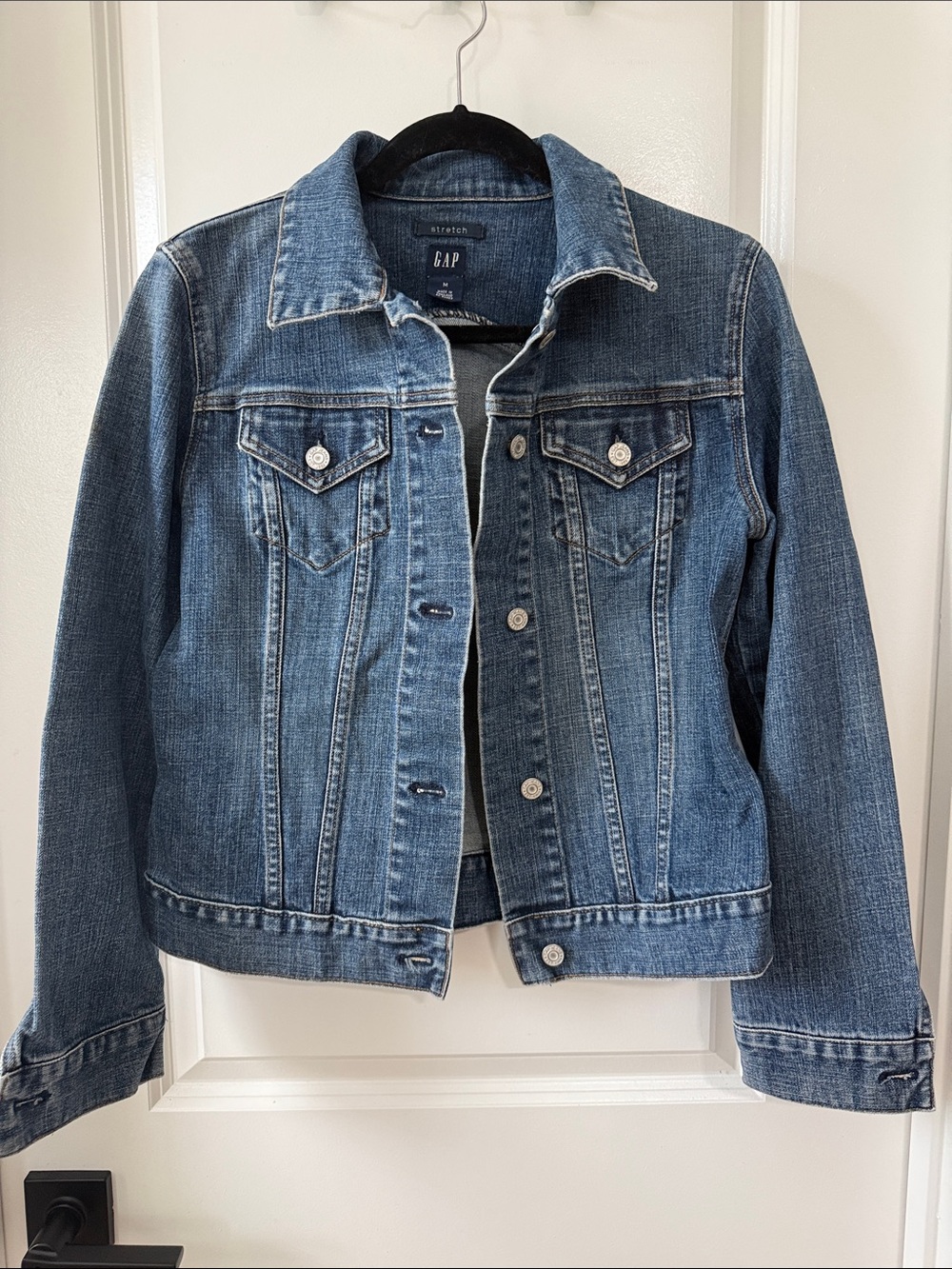 GAP Medium Blue Women’s Denim Jacket
